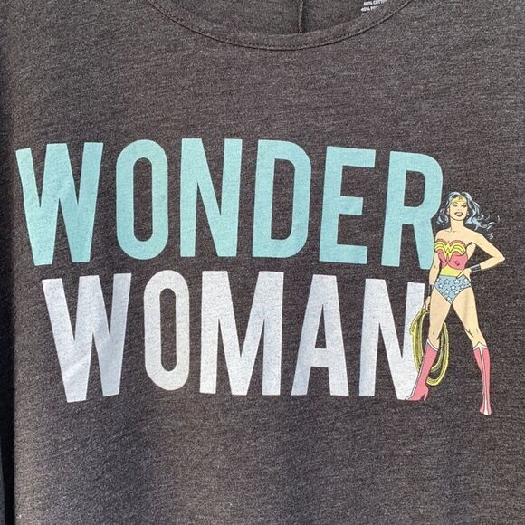 Wonder Women 1X Tee With Handkerchief Hem - Picture 4 of 11